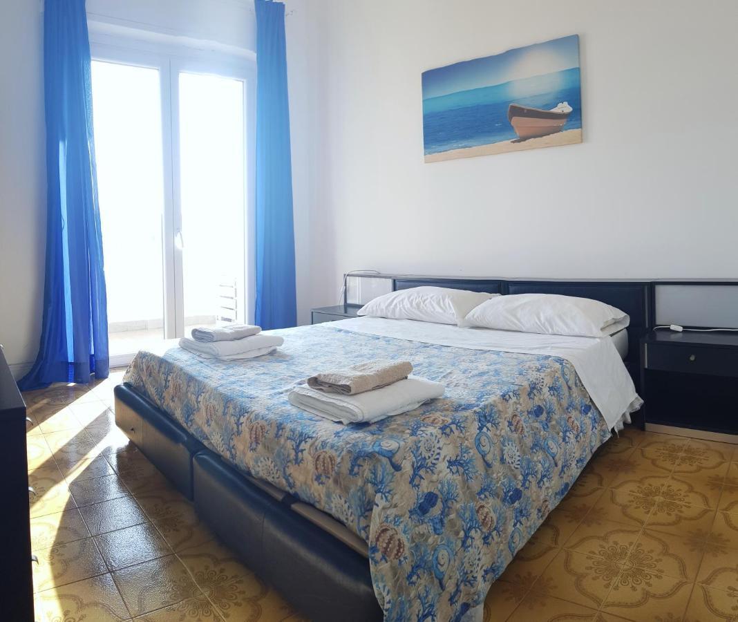 Brezza Di Mare Apartment ลิโด ดิ ออสเตีย ภายนอก รูปภาพ