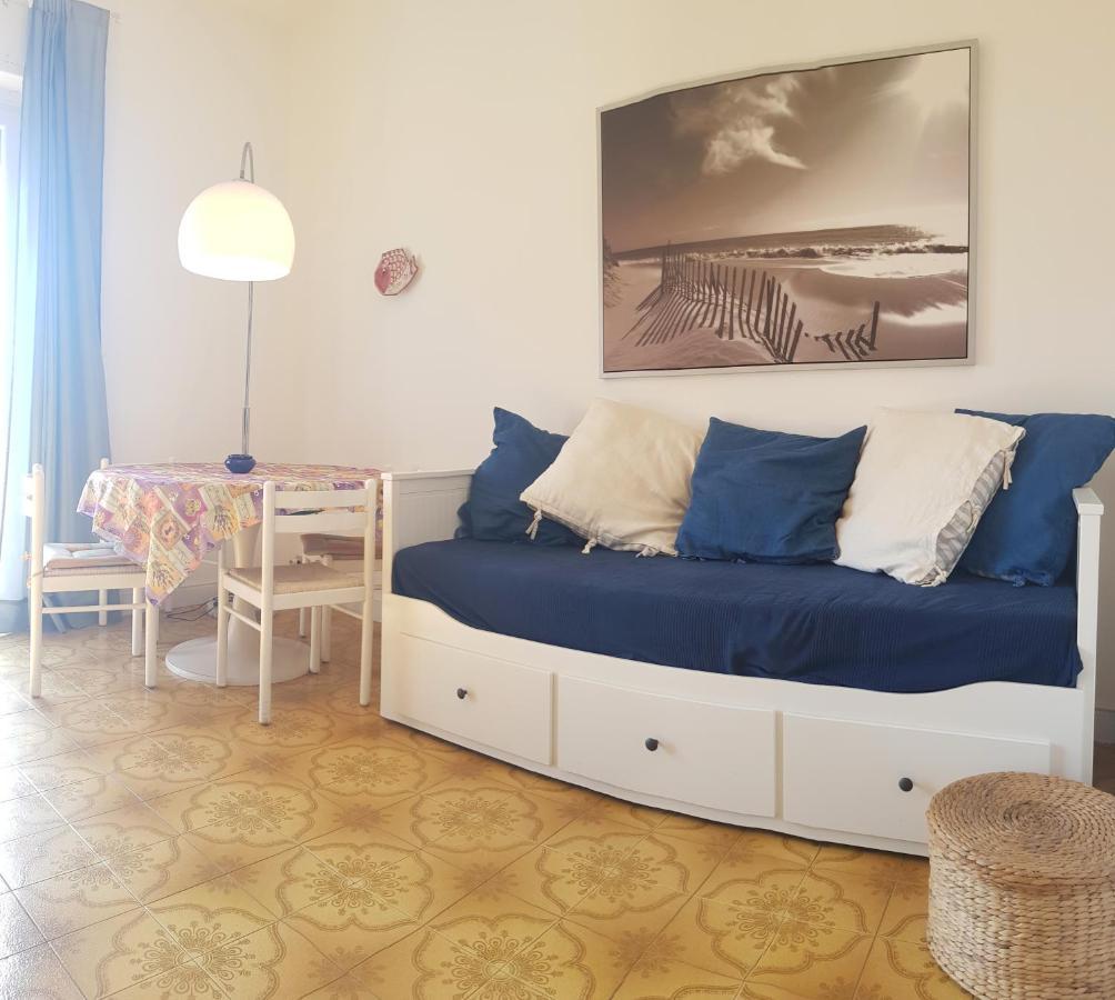 Brezza Di Mare Apartment ลิโด ดิ ออสเตีย ภายนอก รูปภาพ