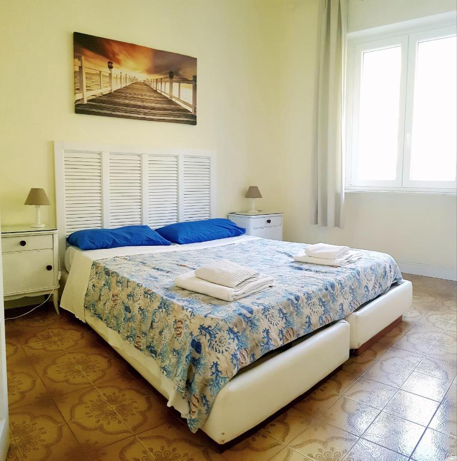 Brezza Di Mare Apartment ลิโด ดิ ออสเตีย ภายนอก รูปภาพ
