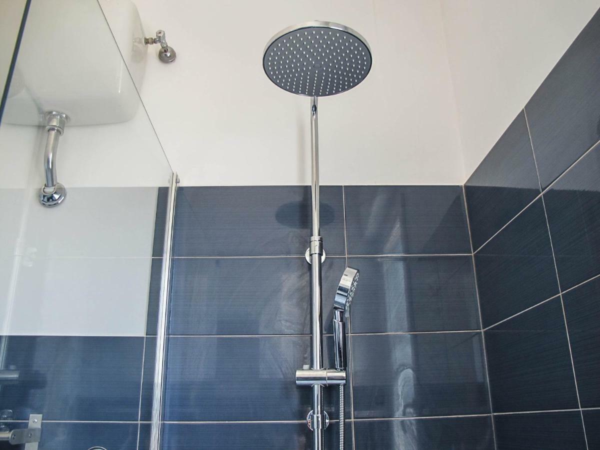 Brezza Di Mare Apartment ลิโด ดิ ออสเตีย ภายนอก รูปภาพ
